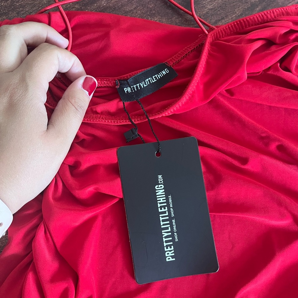 PrettyLittleThing Red Mini Dress - Picture 2 of 3